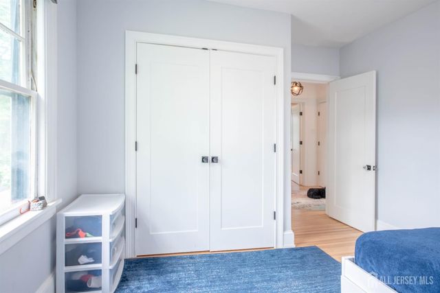 10 N 8th N Avenue, Highland Park, NJ 08904