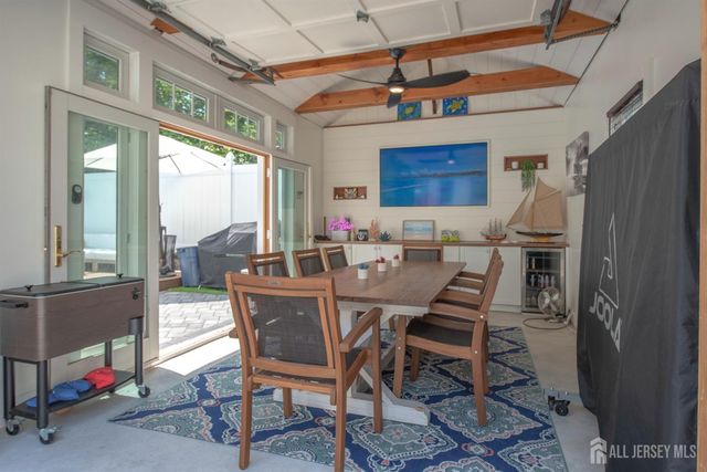 10 N 8th N Avenue, Highland Park, NJ 08904