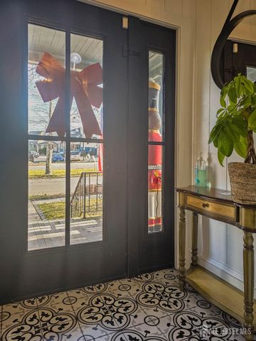 10 N 8th N Avenue, Highland Park, NJ 08904