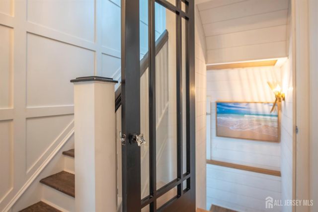 10 N 8th N Avenue, Highland Park, NJ 08904