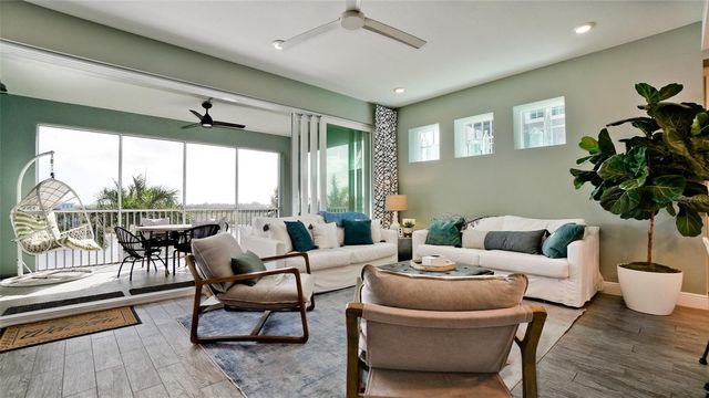 379 ARUBA CIRCLE 303, Bradenton, FL 34209