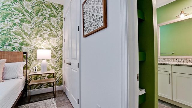 379 ARUBA CIRCLE 303, Bradenton, FL 34209