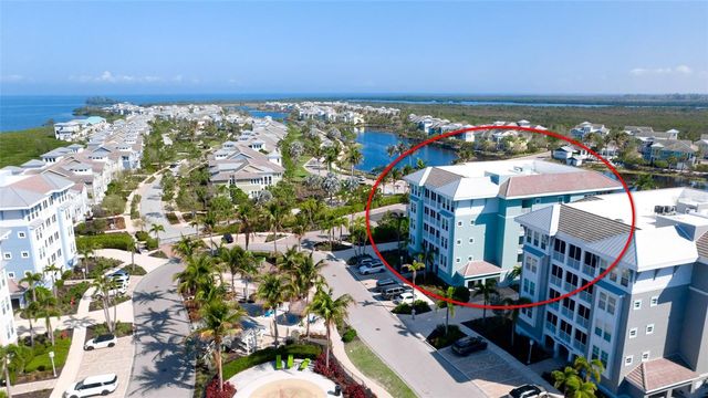 379 ARUBA CIRCLE 303, Bradenton, FL 34209