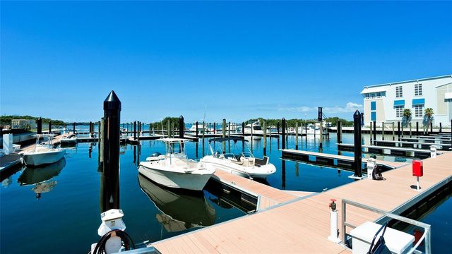 379 ARUBA CIRCLE 303, Bradenton, FL 34209