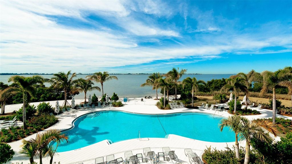 Image 57 of property listing at 379 ARUBA CIRCLE 303, Bradenton, FL 34209