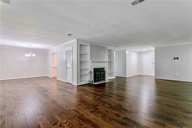 1 Plantation NE Drive B, Atlanta, GA 30324