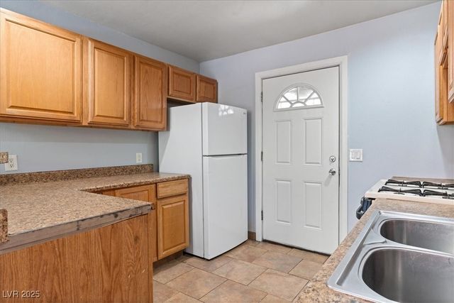 4000 Visby Lane, Las Vegas, NV 89119