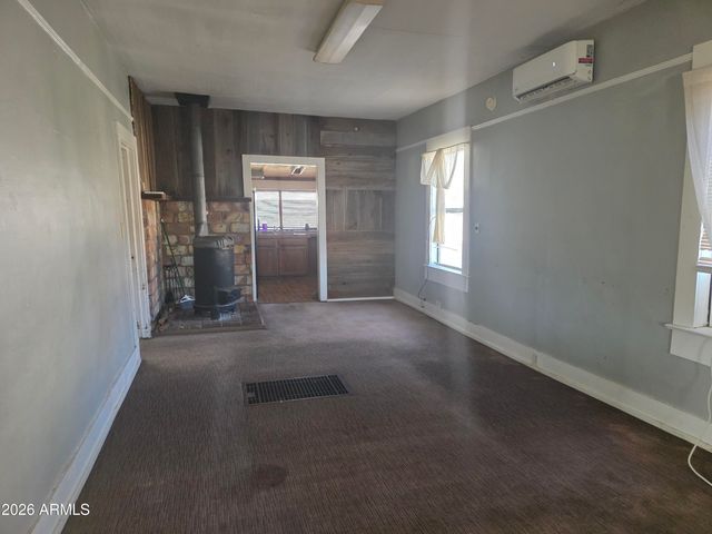 741 E MONROE Street, Globe, AZ 85501