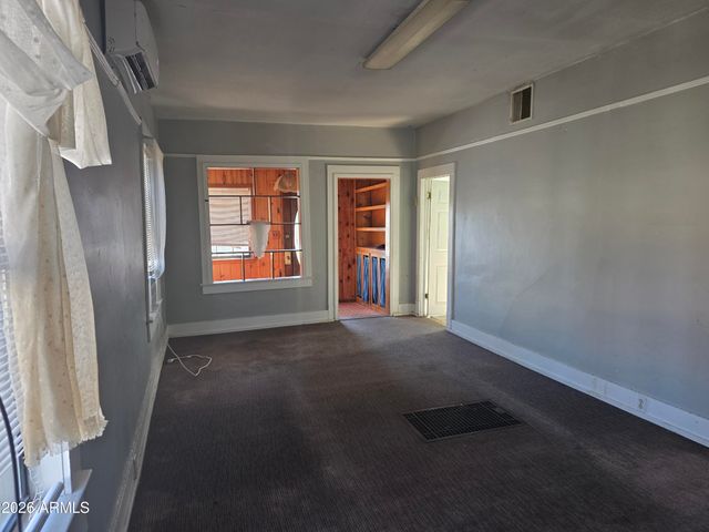 741 E MONROE Street, Globe, AZ 85501