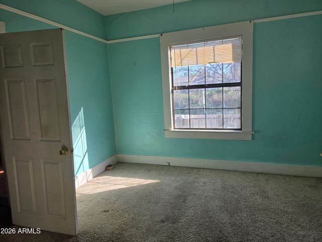 741 E MONROE Street, Globe, AZ 85501