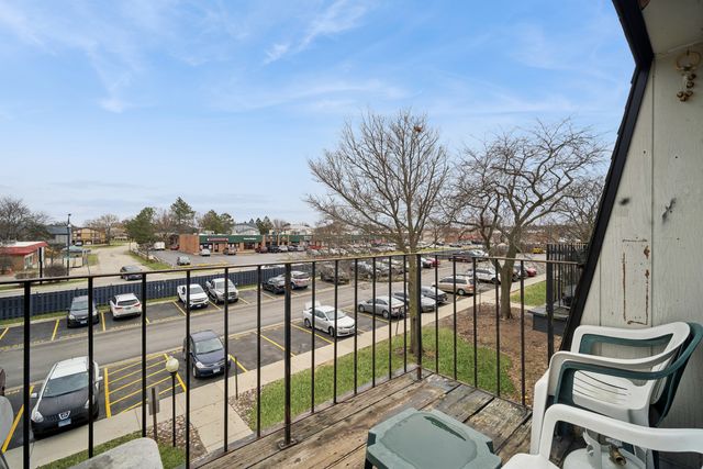 3 E Dundee Quarter Drive 307, Palatine, IL 60074