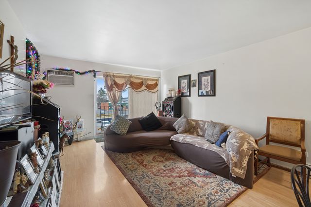 3 E Dundee Quarter Drive 307, Palatine, IL 60074