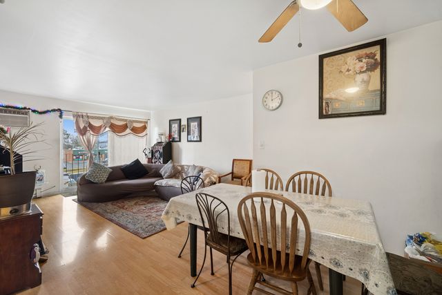 3 E Dundee Quarter Drive 307, Palatine, IL 60074