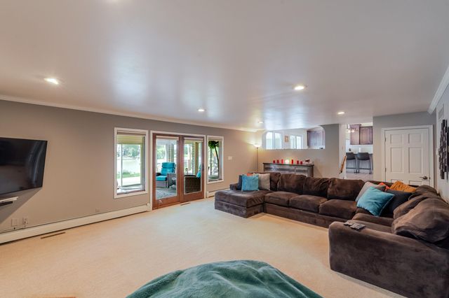 1813 Forest Lane, Crown Point, IN 46307