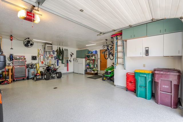 1813 Forest Lane, Crown Point, IN 46307