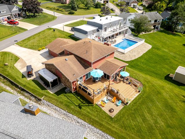1813 Forest Lane, Crown Point, IN 46307