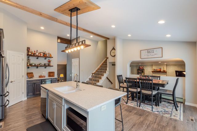 1813 Forest Lane, Crown Point, IN 46307