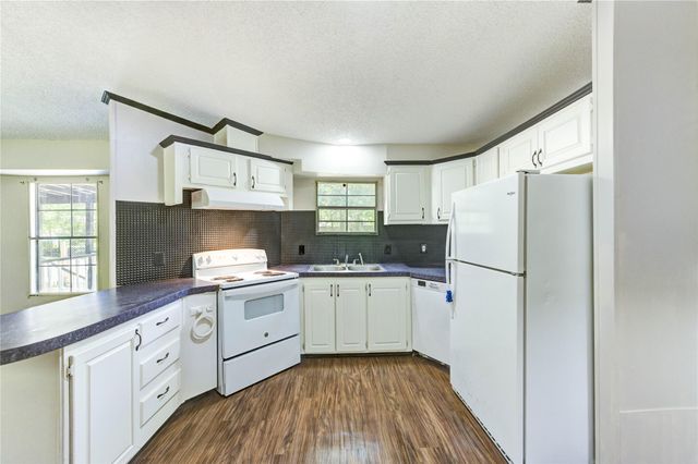 26342 Hunters Trail, New Caney, TX 77357