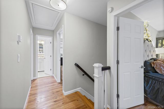 31 Country Lane Drive, Kings Park, NY 11754