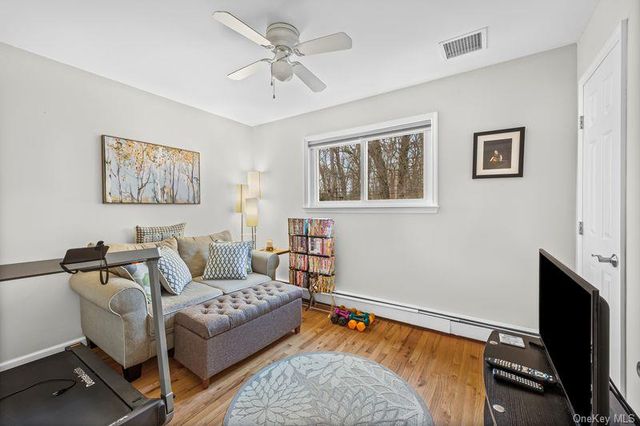 31 Country Lane Drive, Kings Park, NY 11754