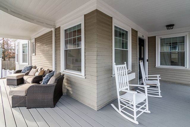 15 Humboldt Avenue, Providence, RI 02906