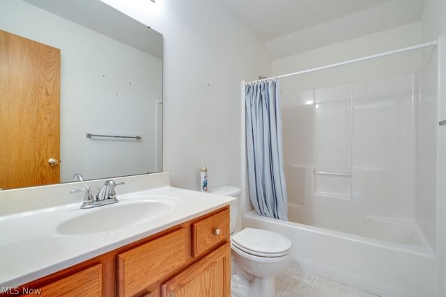 1235 Spring Ridge Circle, Alliance, OH 44601