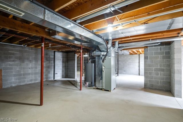 1235 Spring Ridge Circle, Alliance, OH 44601