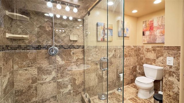 1151 Windward Dr 1151, Pembroke Pines, FL 33026