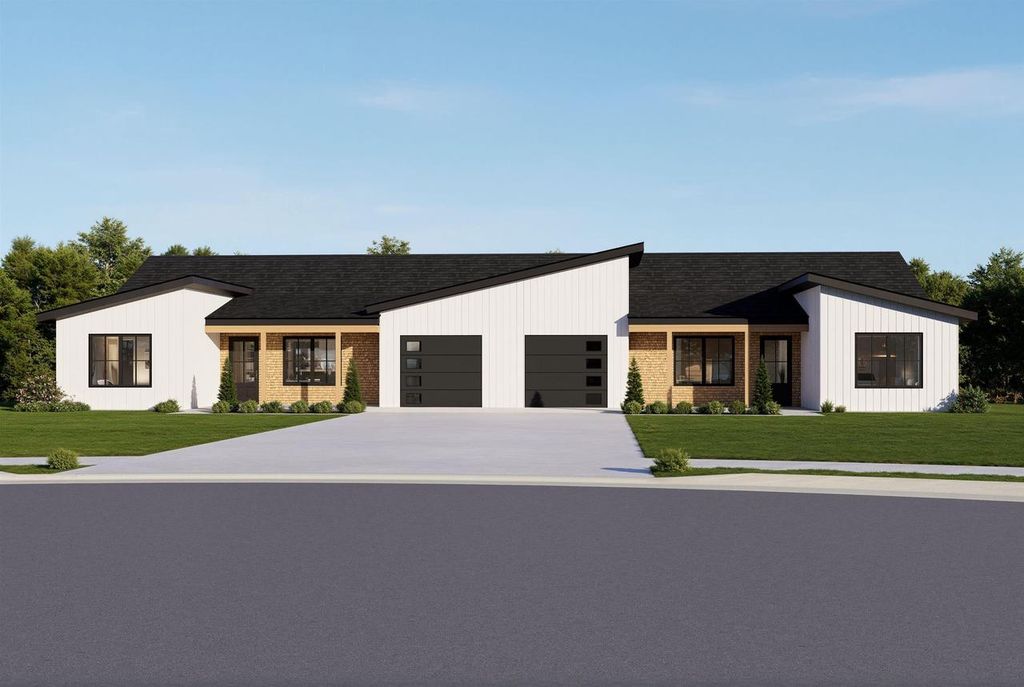 535 Boorman CRT, Mauston, WI 53948