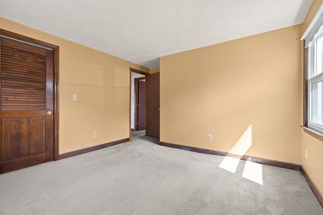 17 Tamarock Ter, Stoneham, MA 02180