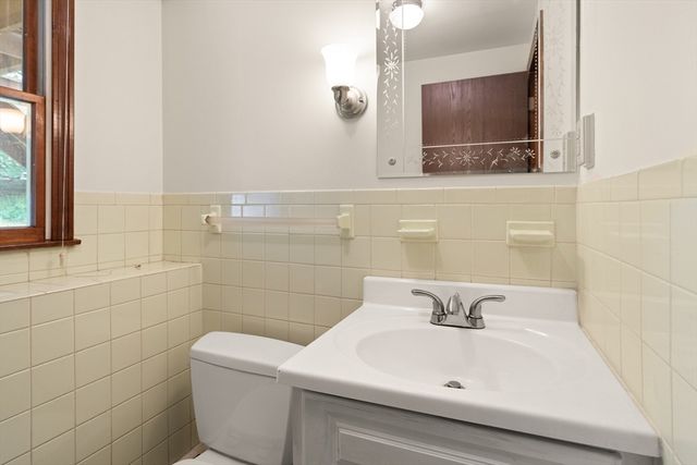 17 Tamarock Ter, Stoneham, MA 02180