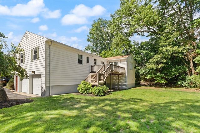17 Tamarock Ter, Stoneham, MA 02180