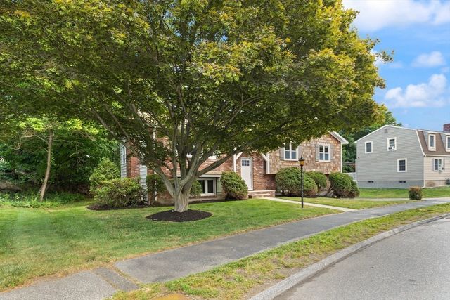 17 Tamarock Ter, Stoneham, MA 02180