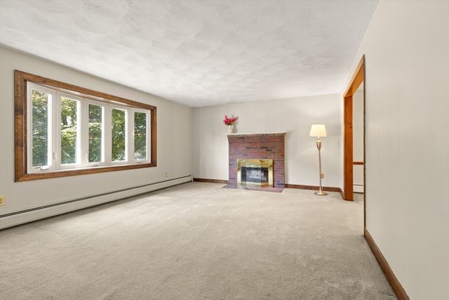 17 Tamarock Ter, Stoneham, MA 02180