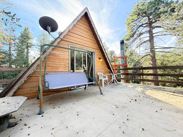 25265 Marion Ridge Drive, Idyllwild, CA 92549