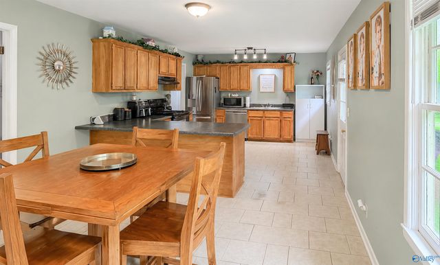310 Mountain Home Road, Trinity, AL 35673