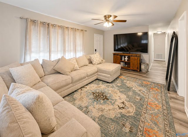 310 Mountain Home Road, Trinity, AL 35673
