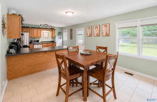 310 Mountain Home Road, Trinity, AL 35673