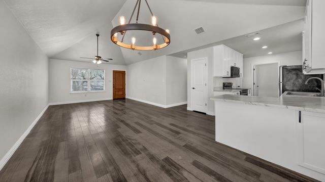 1830 Hitching Post Road, Granbury, TX 76049