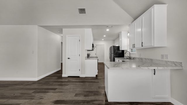 1830 Hitching Post Road, Granbury, TX 76049