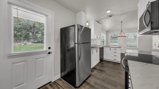 1830 Hitching Post Road, Granbury, TX 76049