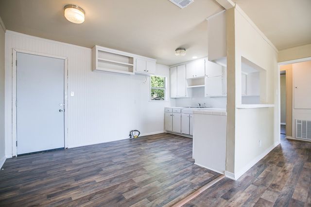 1106 Country Club Drive, Ballinger, TX 76821