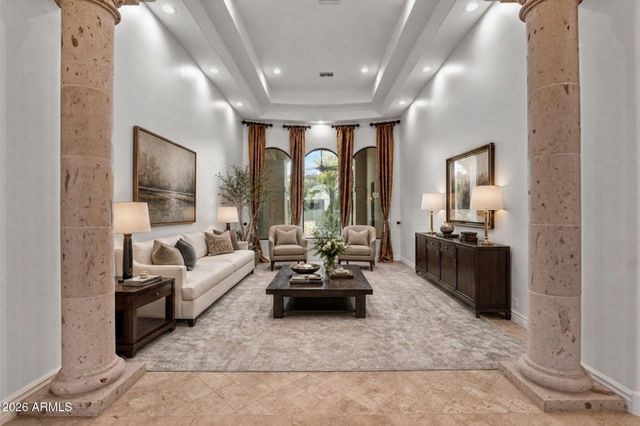 4371 E GEMINI Place, Chandler, AZ 85249