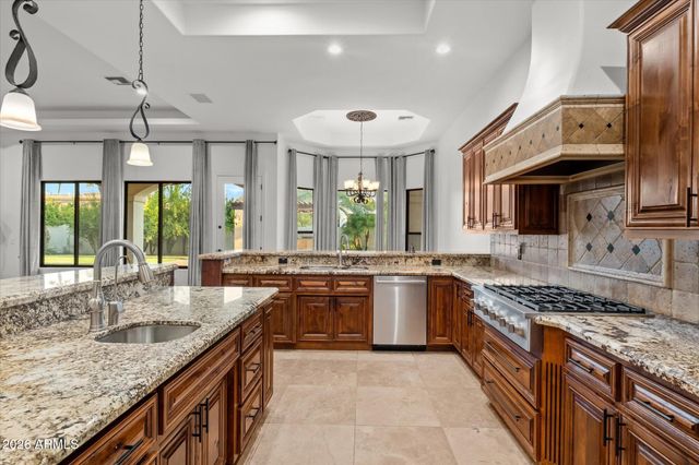 4371 E GEMINI Place, Chandler, AZ 85249