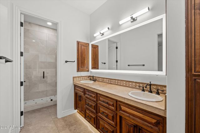 4371 E GEMINI Place, Chandler, AZ 85249