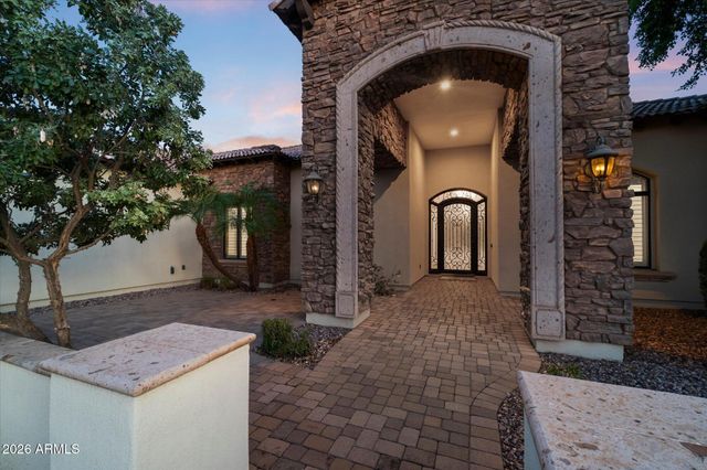 4371 E GEMINI Place, Chandler, AZ 85249