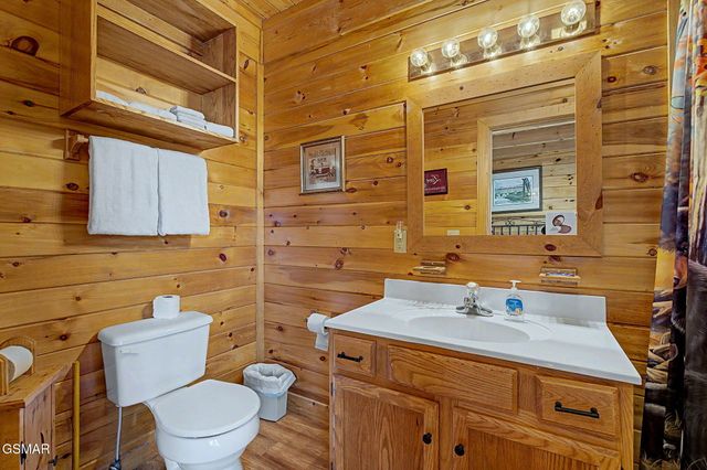 1065 Willard Way, Sevierville, TN 37876