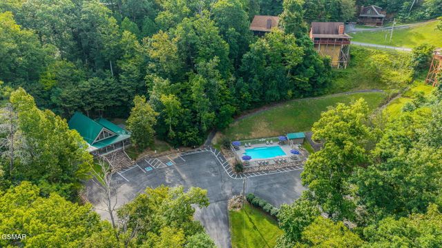1065 Willard Way, Sevierville, TN 37876