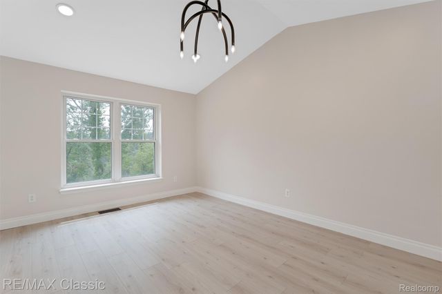 6108 Heron Hills Drive 56, Wolverine Lake Village, MI 48390