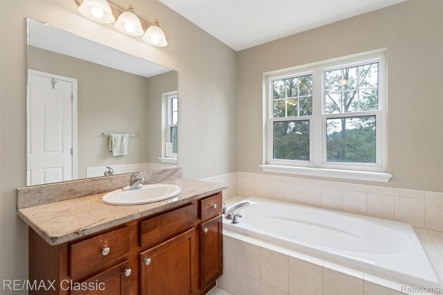 6108 Heron Hills Drive 56, Wolverine Lake Village, MI 48390